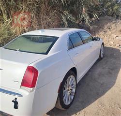 کرایسلەر 300